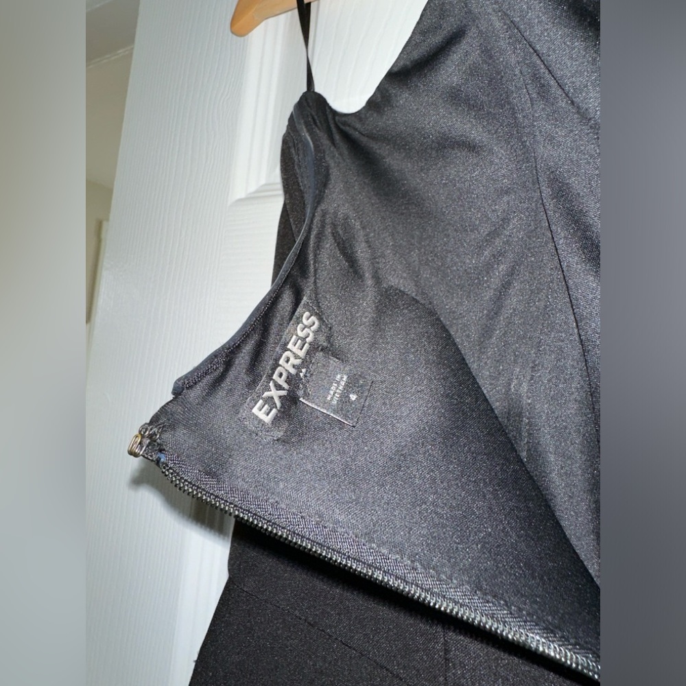 Express Jumpsuit Black! - Picture 5 of 5